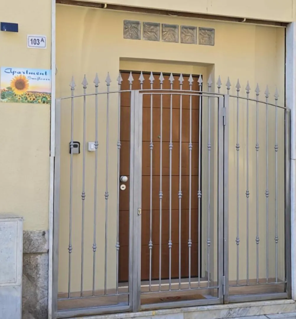 Sunflower Apartment باليرمو